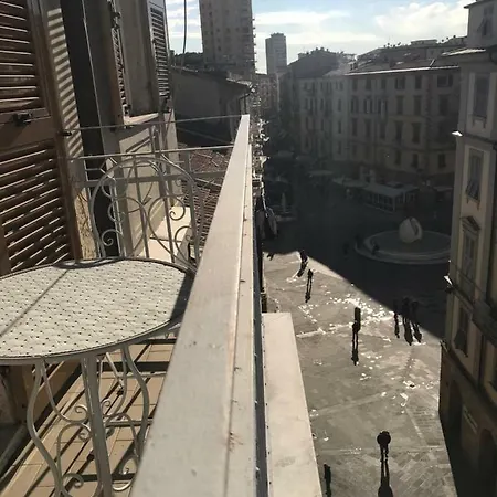 Attico Centro Stazione لا سبيتسْيا